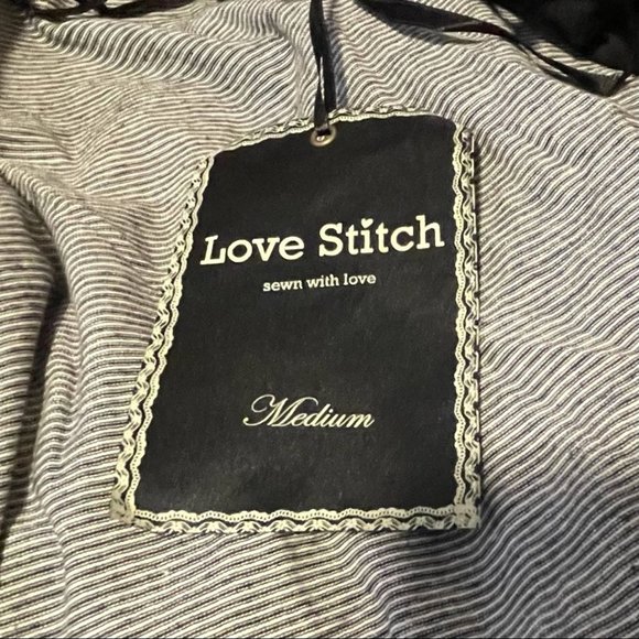 Lovestitch Layered Halter Vest size M Open Back - Picture 8 of 10